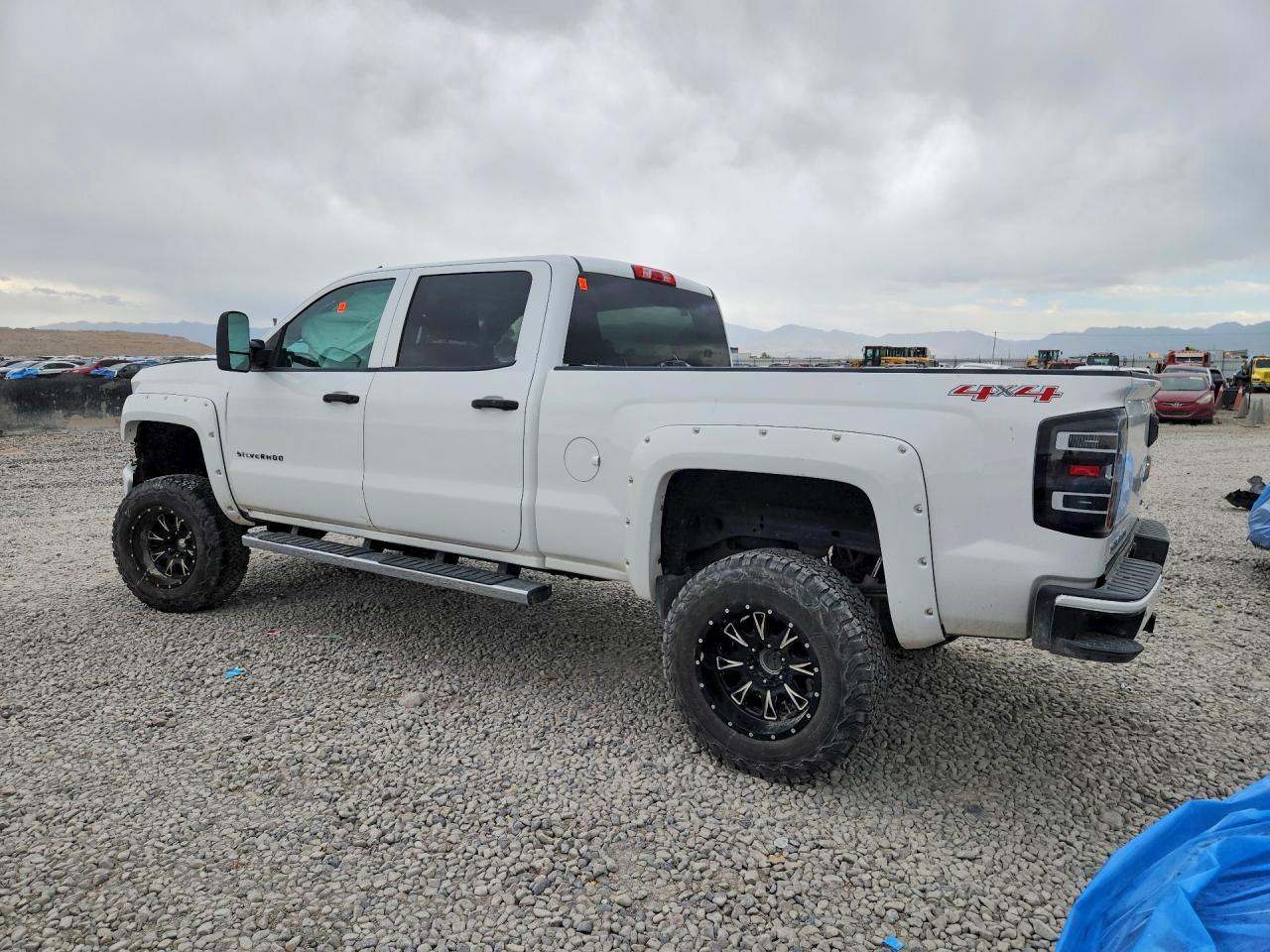 2014 Chevrolet Silverado K1500 Lt - Image 2