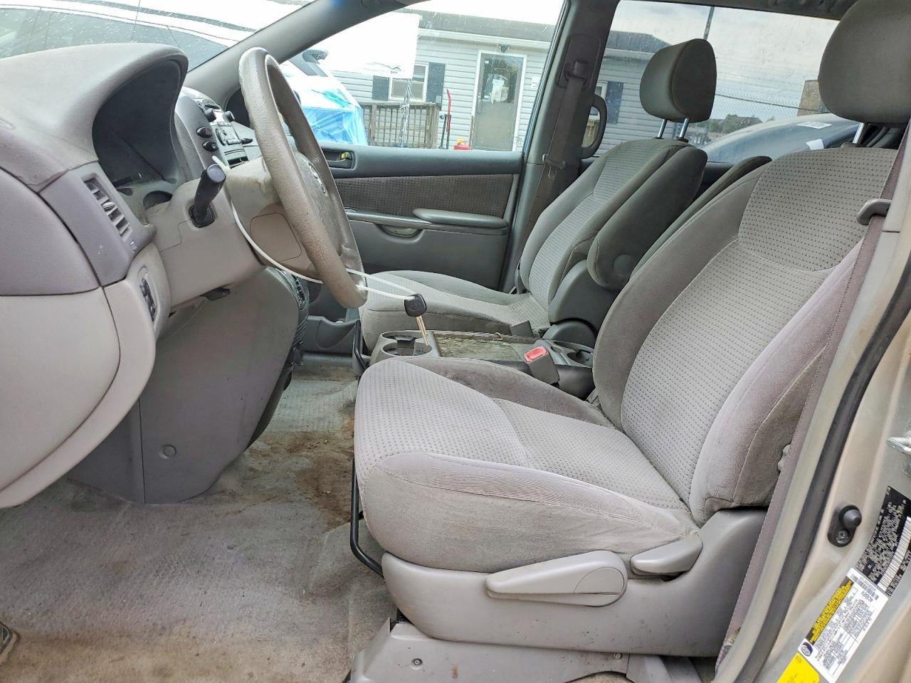 2006 Toyota Sienna Le 8 Passenger - Фото 7