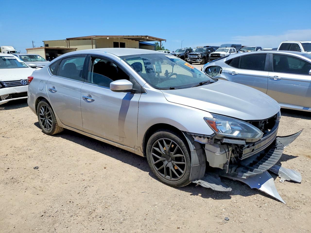 2018 Nissan Sentra S - Фото 4