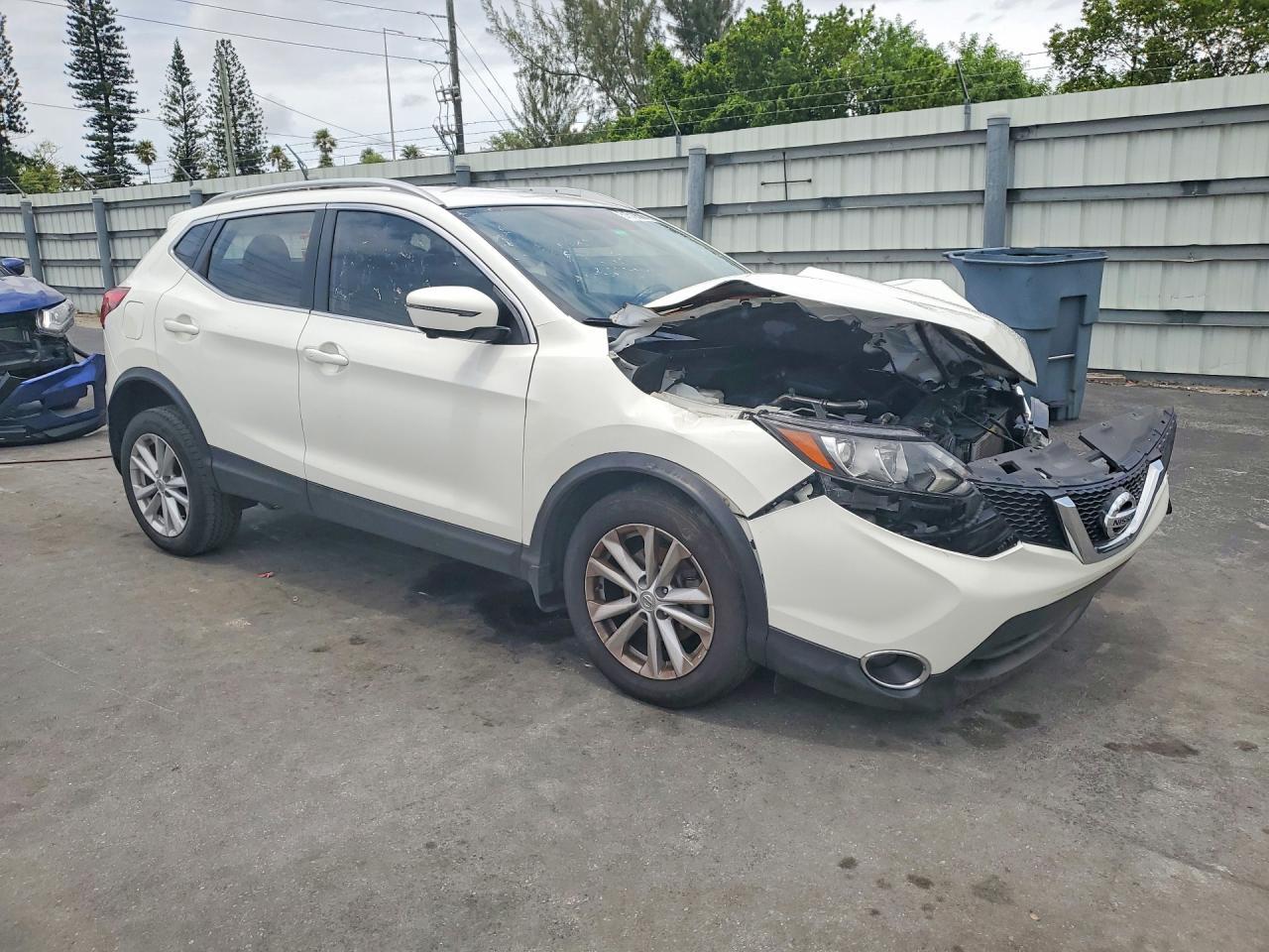 2017 Nissan Rogue Sport Sv - Фото 4