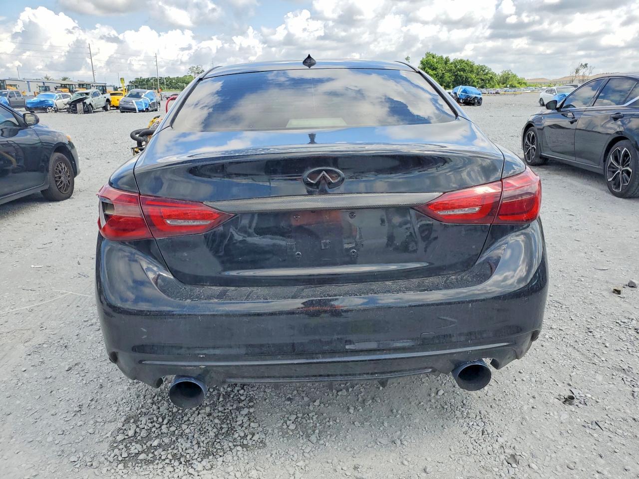 2018 Infiniti Q50 3.0T Luxe - Фото 6