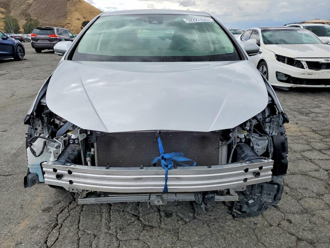 2022 Toyota Prius L Eco - Фото 5