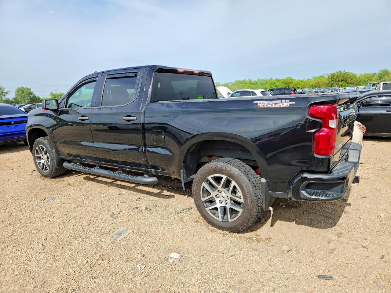 2020 Chevrolet Silverado K1500 Trail Boss Custom - Фото 2