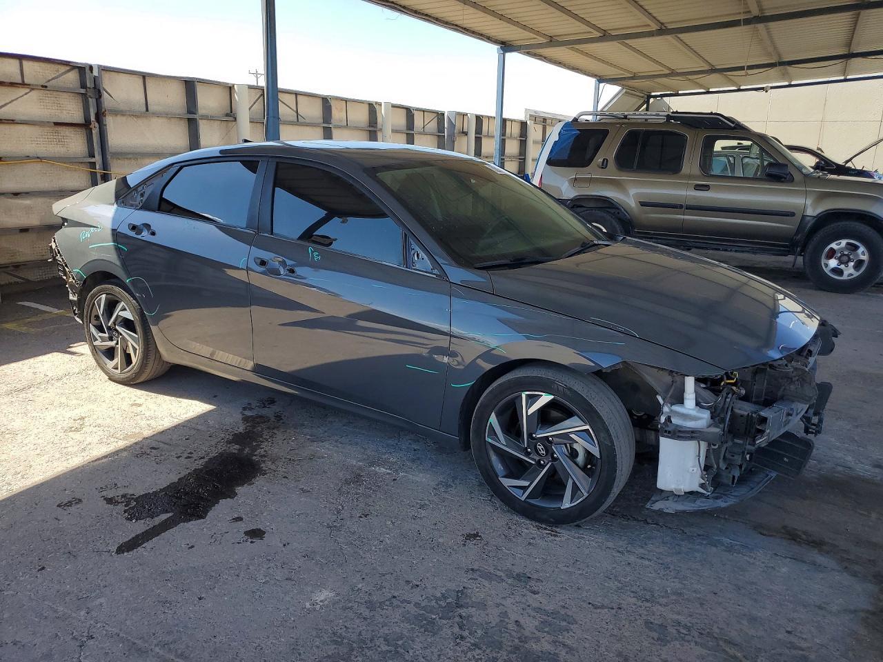 2024 Hyundai Elantra Sel - Фото 4