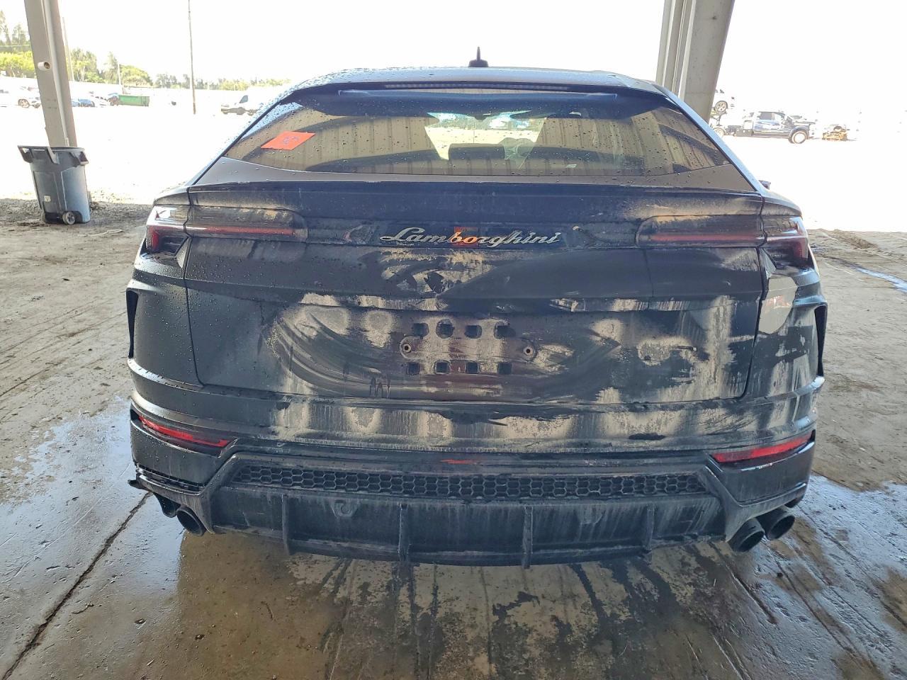 2019 Lamborghini Urus - Image 6