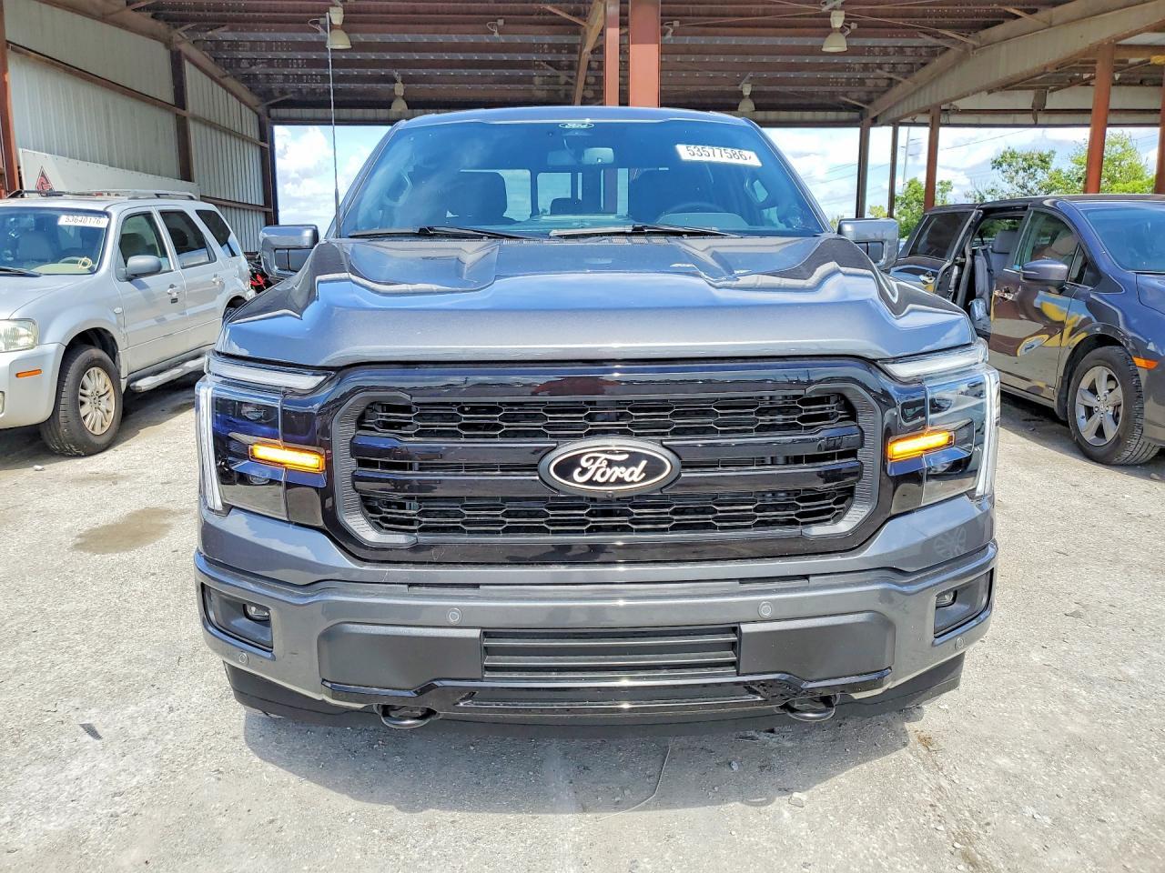2025 Ford F150 Lariat - Image 5