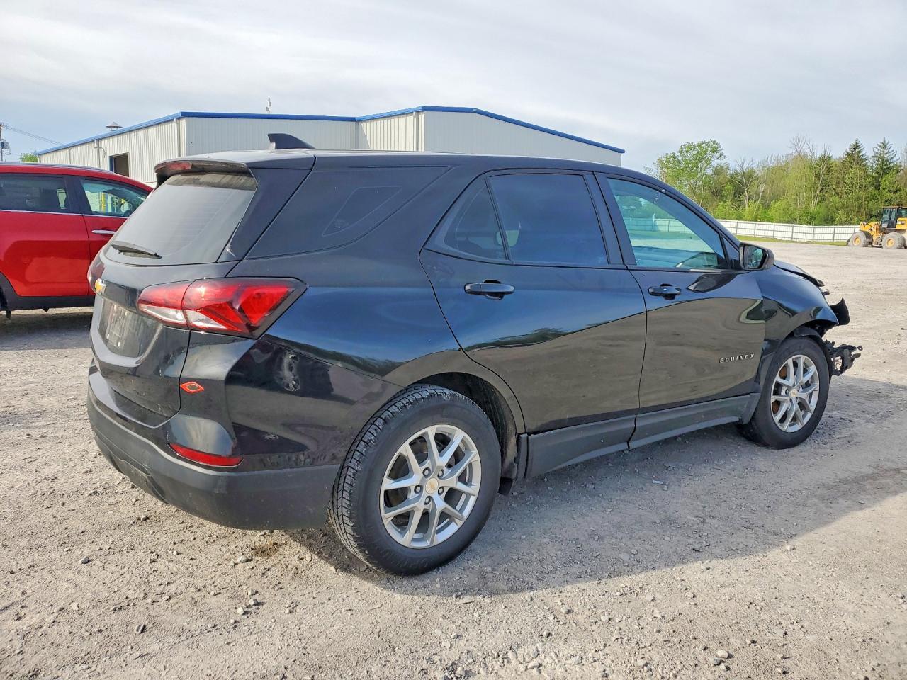 2024 Chevrolet Equinox Ls - Фото 3