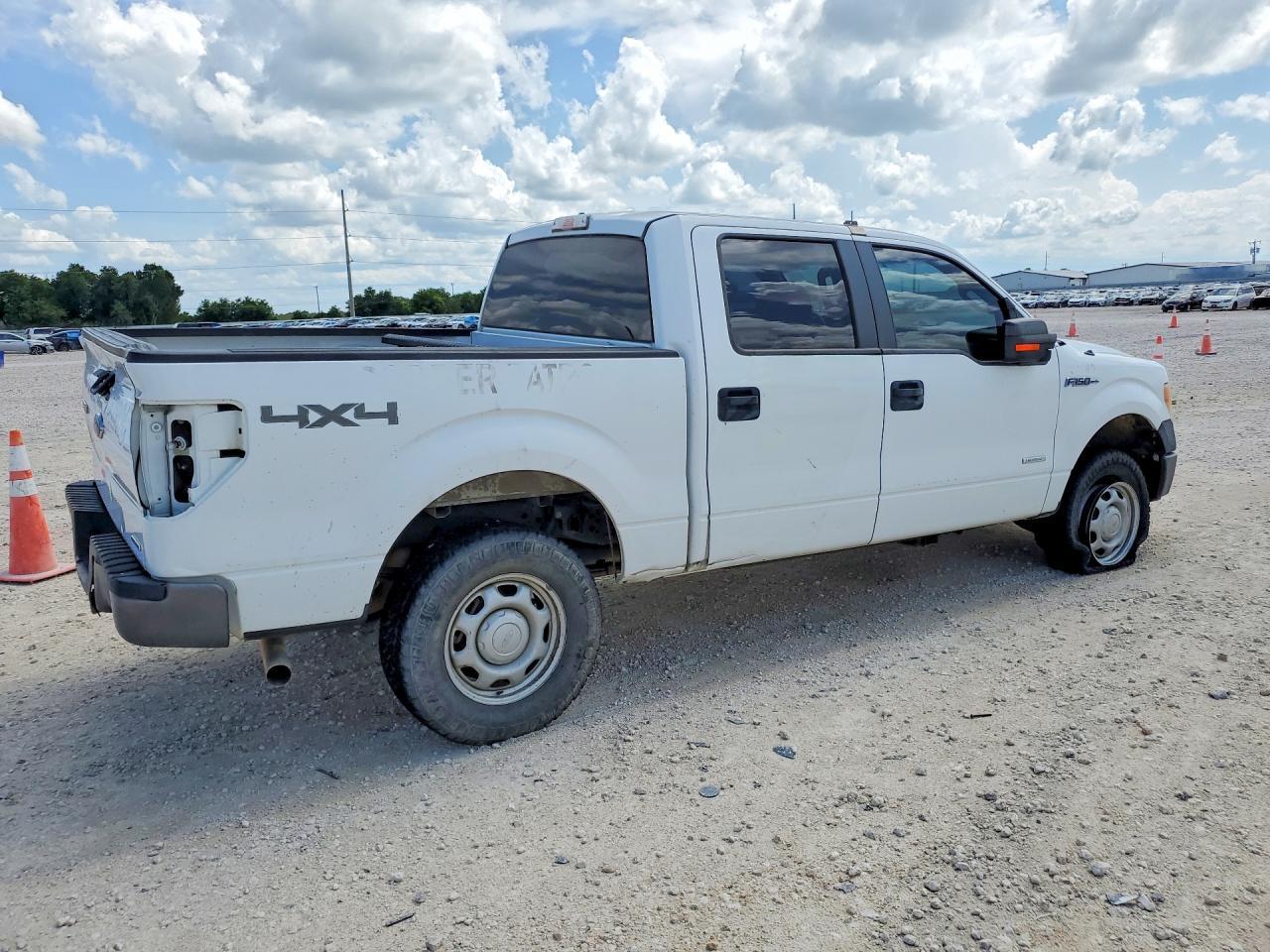 2013 Ford F150 Supercrew - Image 3