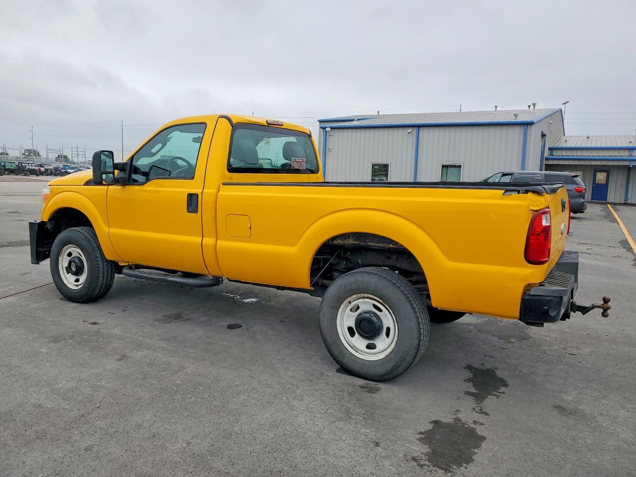 2012 Ford F350 Super Duty - Фото 2