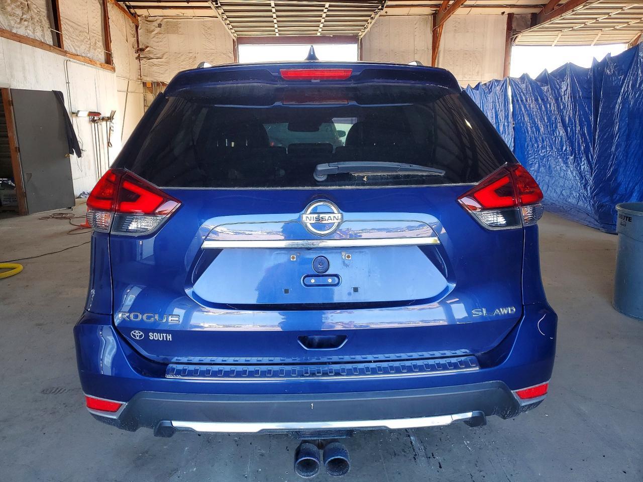 2017 Nissan Rogue S - Фото 6