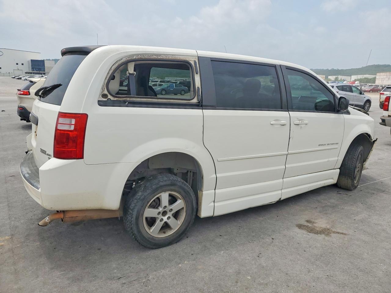 2010 Dodge Grand Caravan Se - Фото 3
