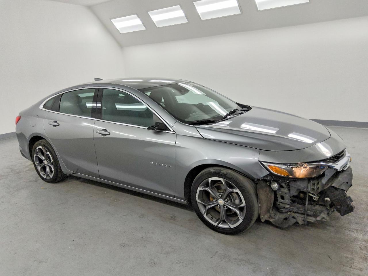 2023 Chevrolet Malibu Lt - Image 4