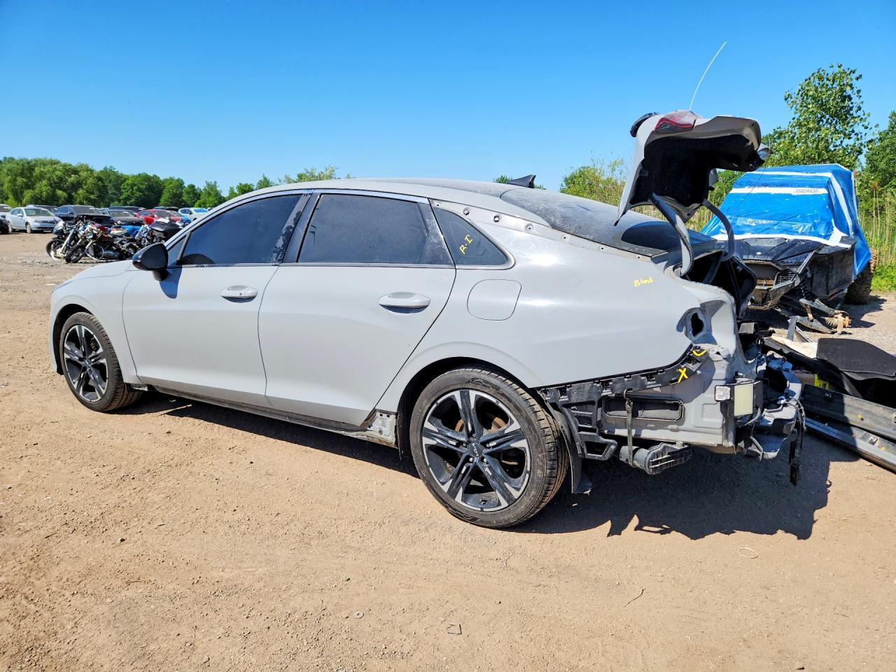 2023 Kia K5 Gt Line - Фото 2