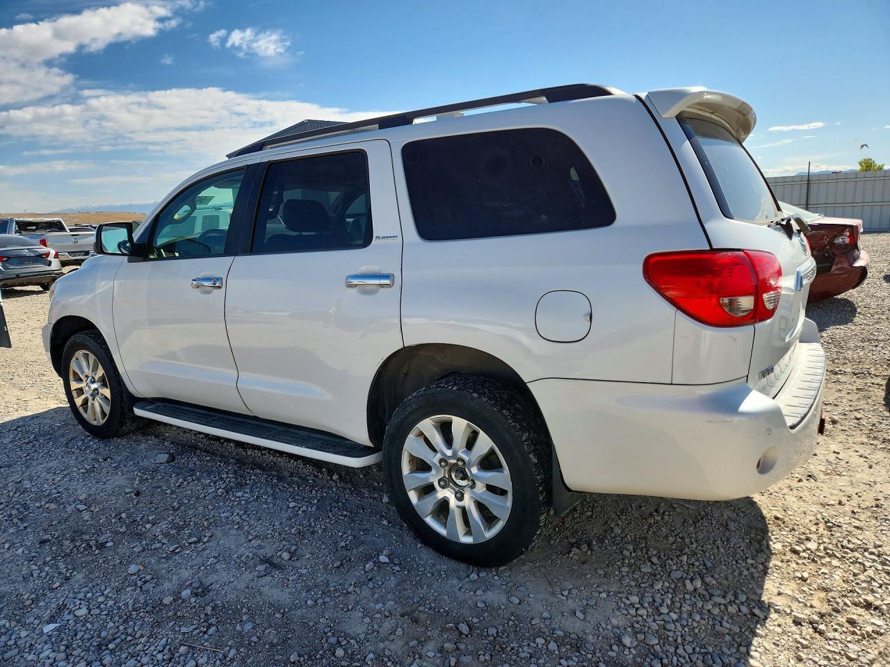 2008 Toyota Sequoia Platinum - Image 2