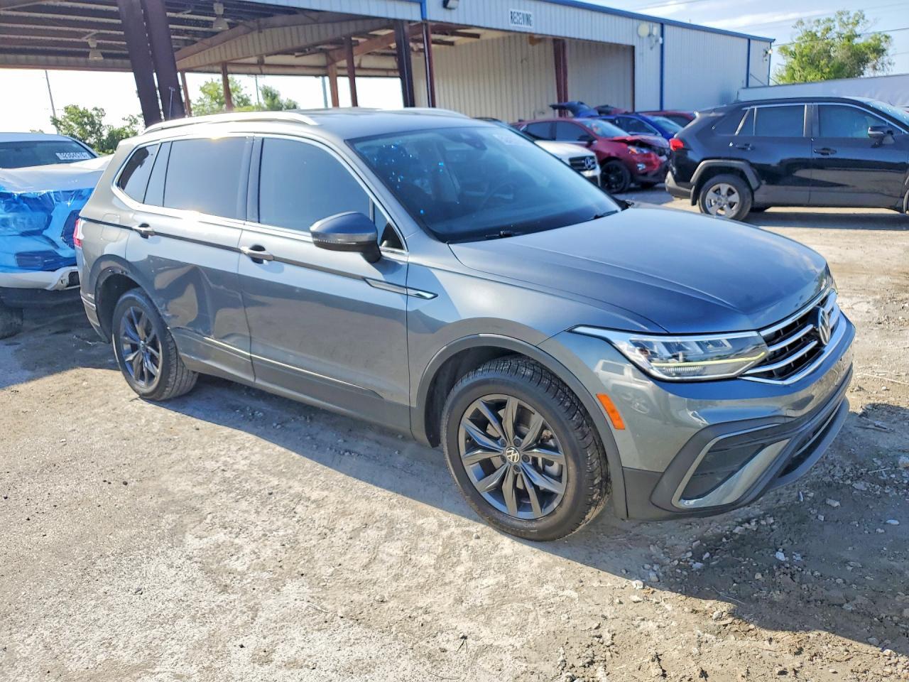 2022 Volkswagen Tiguan Se - Фото 4