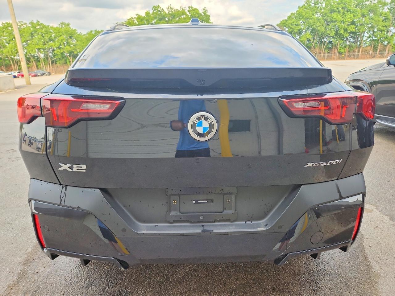 2025 BMW X2 xDrive28I - Image 6