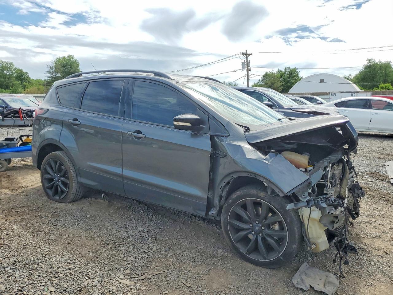 2017 Ford Escape Titanium - Image 4