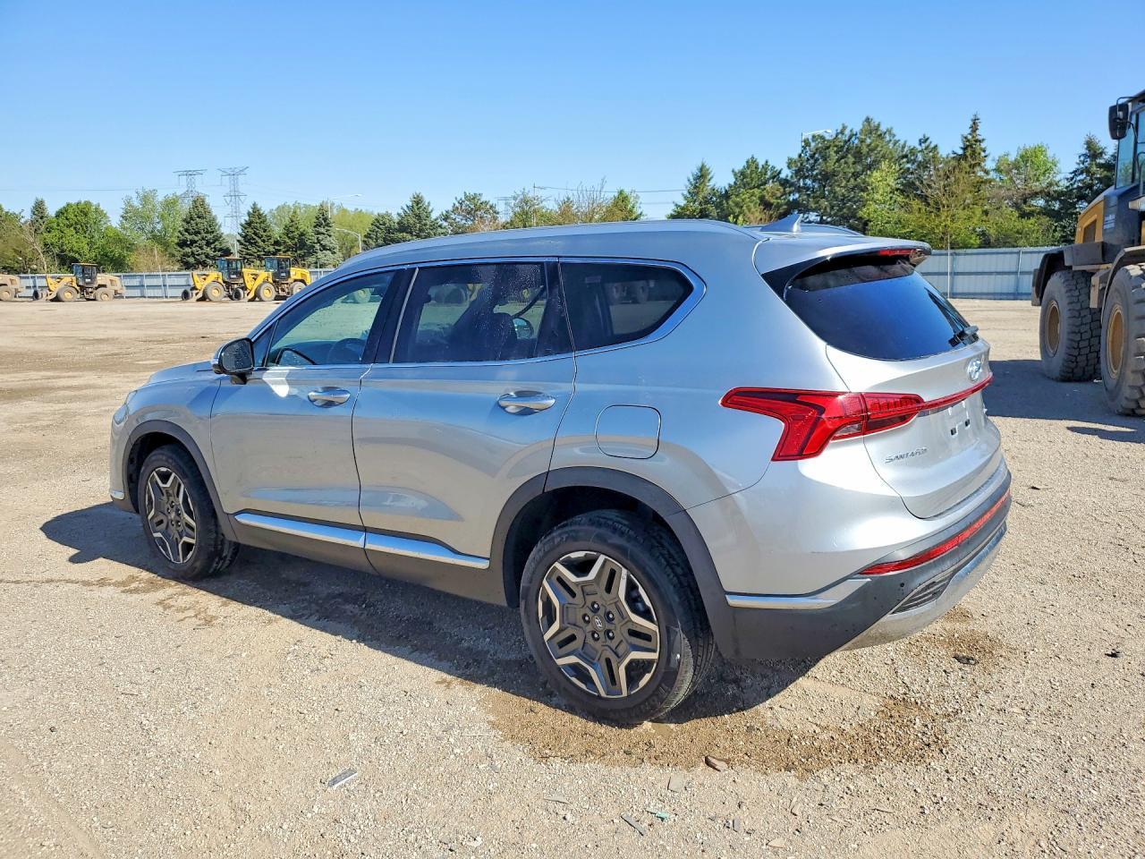 2023 Hyundai Santa Fe Limited - Фото 2
