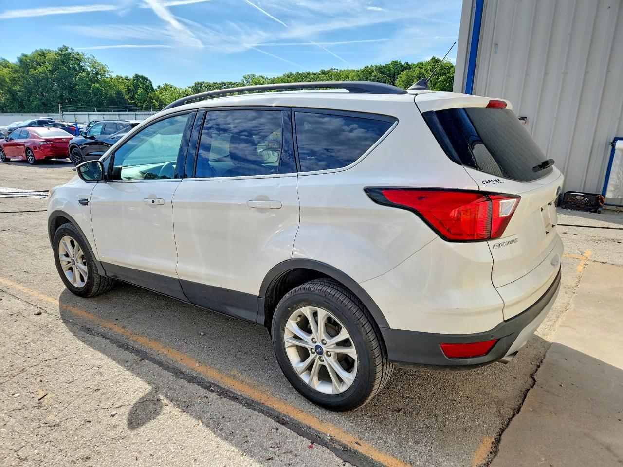 2019 Ford Escape Sel - Фото 2