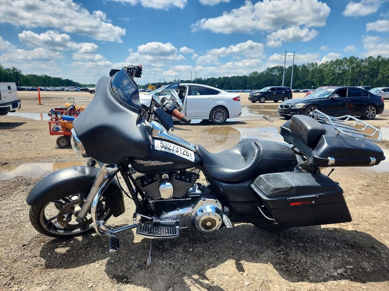 2011 Harley-Davidson Flhx - Image 3