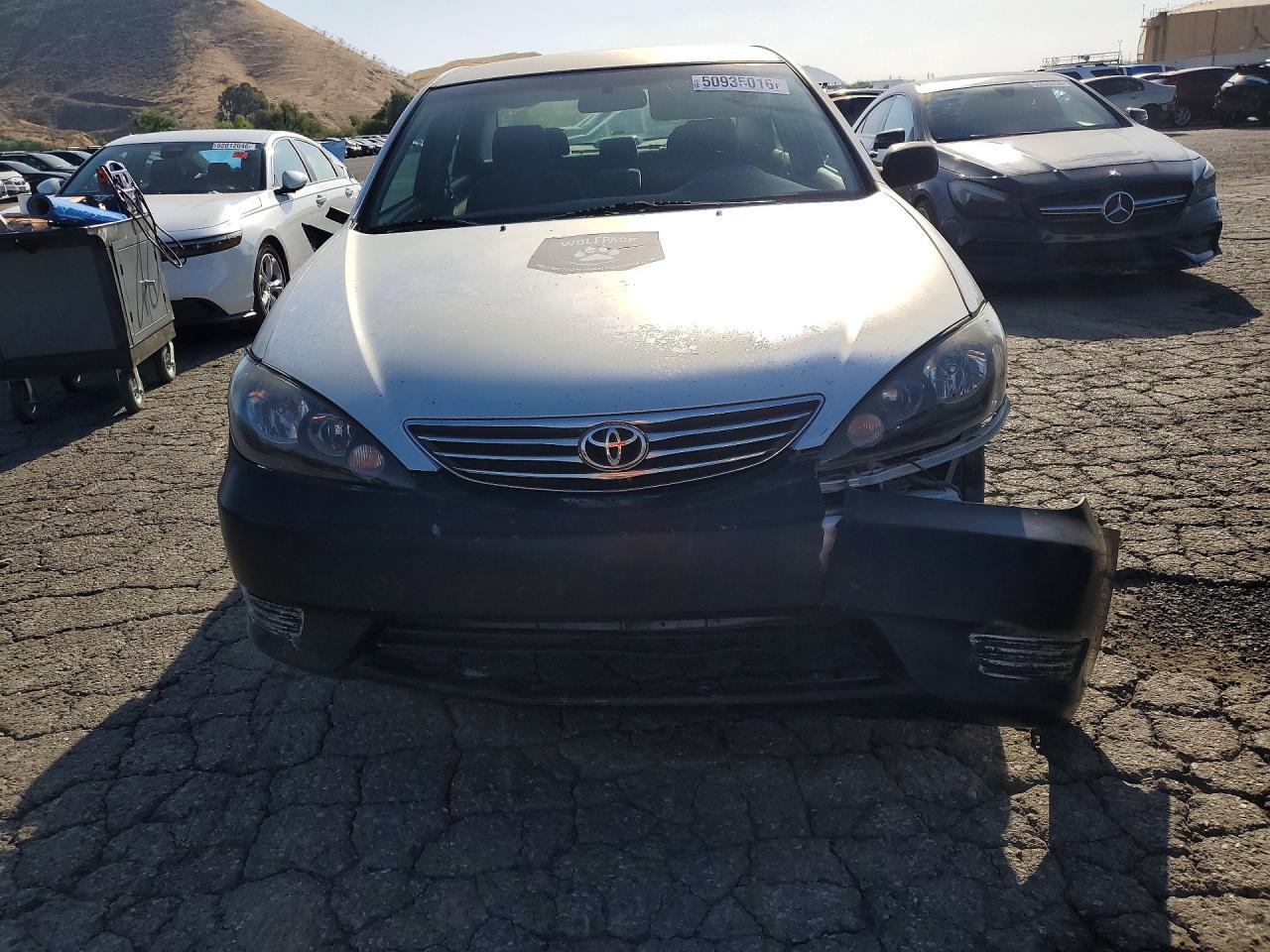 2005 Toyota Camry Standard - Image 5