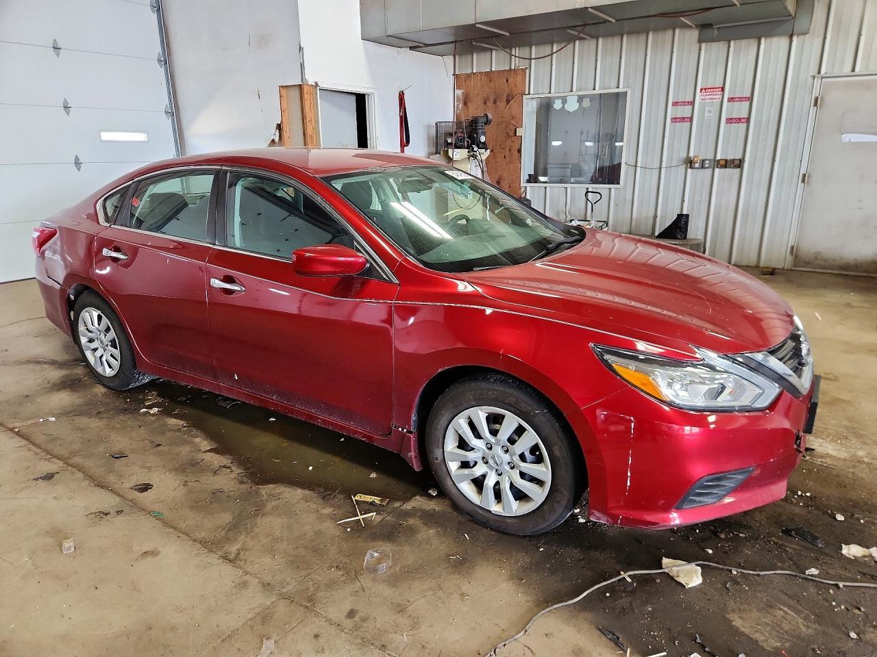 2016 Nissan Altima 2.5 S - Фото 4