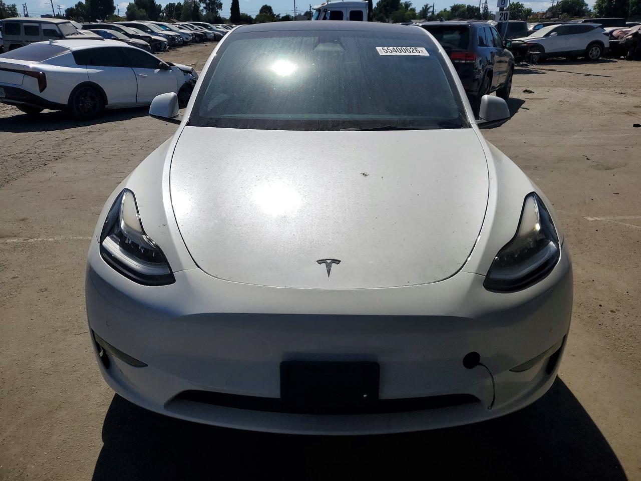 2023 Tesla Model Y - Фото 5