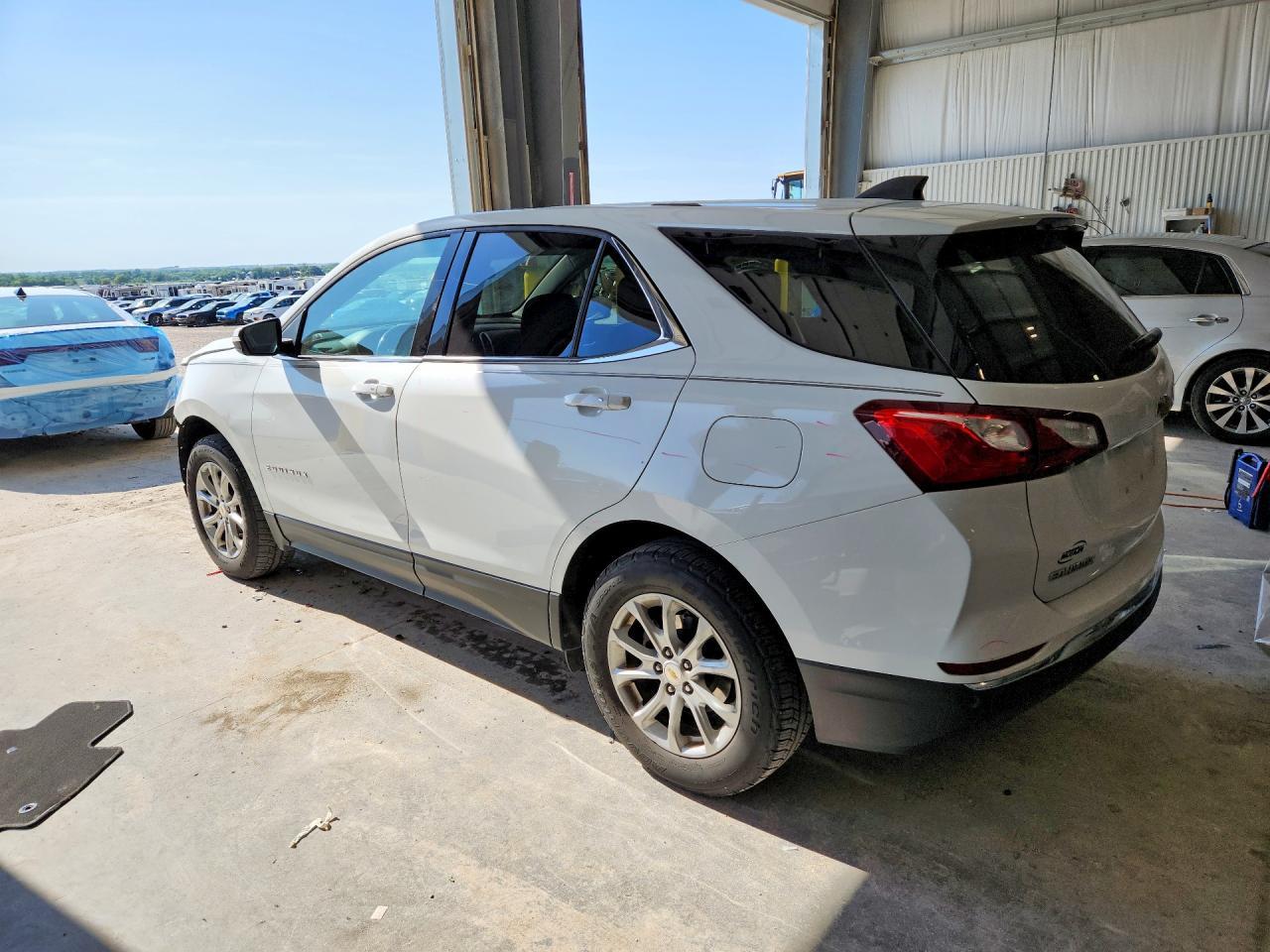 2018 Chevrolet Equinox Lt - Фото 2
