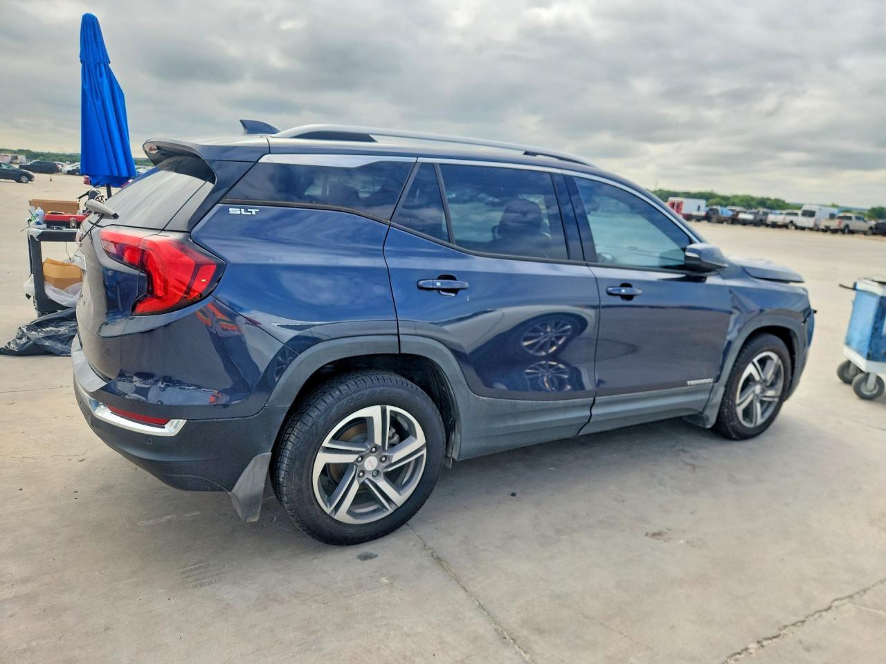 2019 GMC Terrain Slt - Image 3