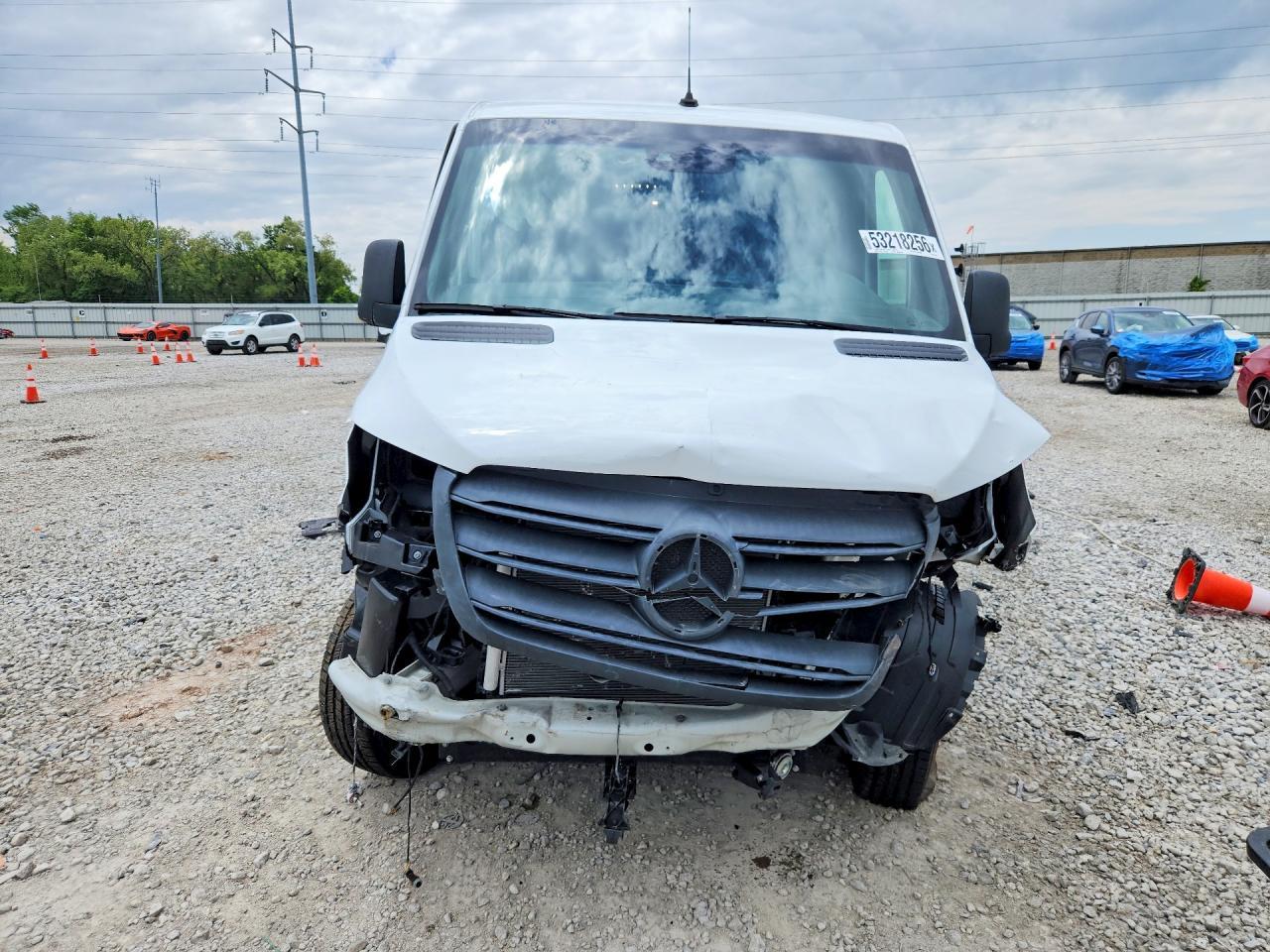 2023 Mercedes Benz Sprinter 2500 Delivery Van - Фото 5