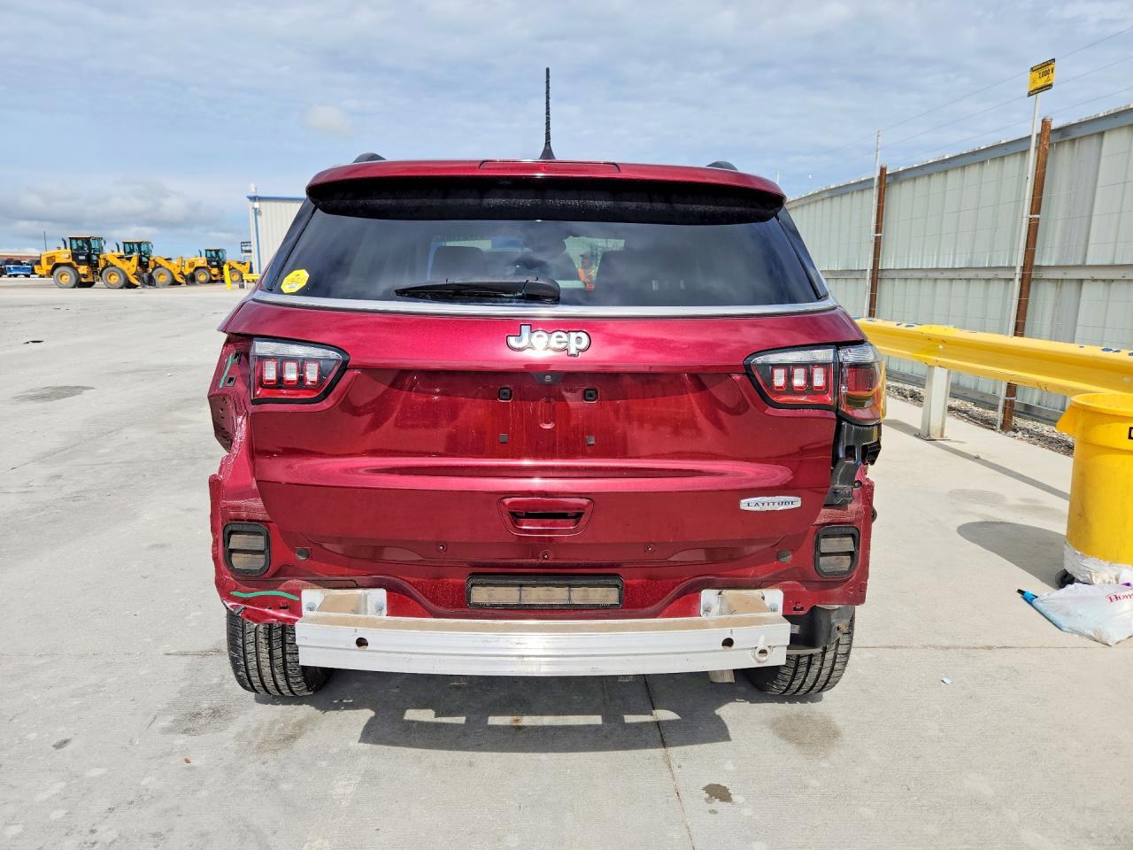 2022 Jeep Compass Latitude - Image 6