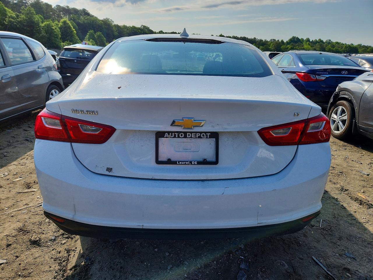 2018 Chevrolet Malibu Lt - Image 6