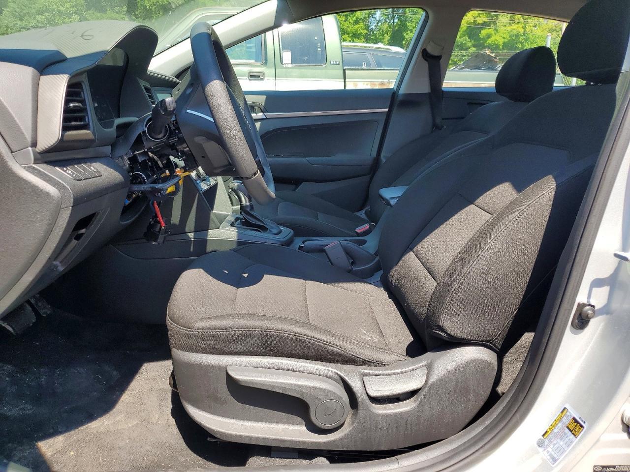 2019 Hyundai Elantra Se - Image 7