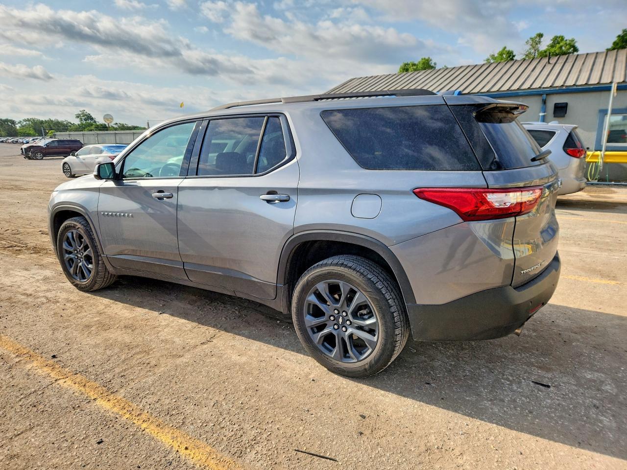 2020 Chevrolet Traverse Rs - Image 2