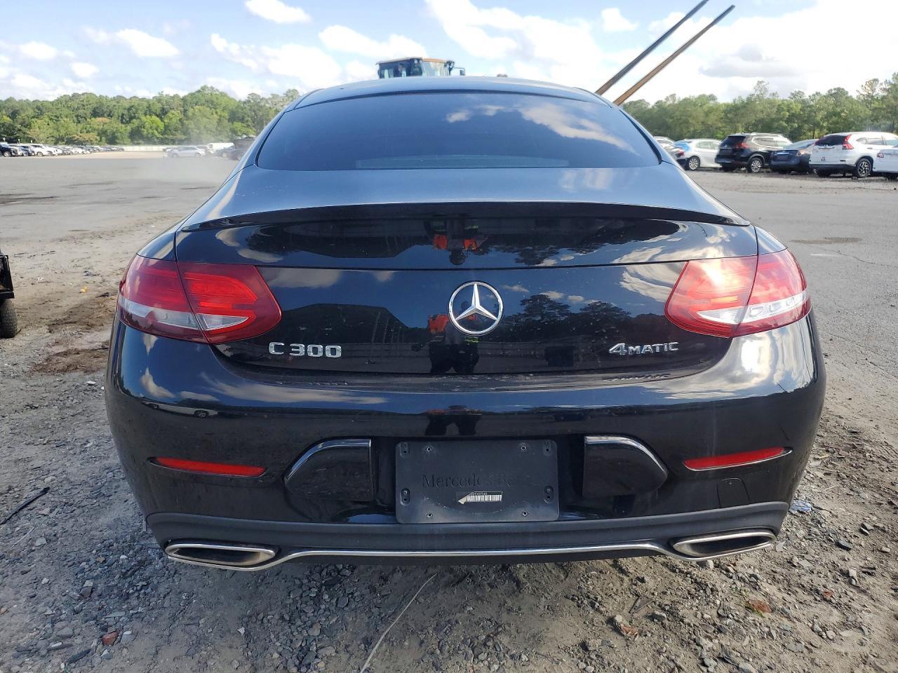 2017 Mercedes-Benz C 300 4Matic - Image 6