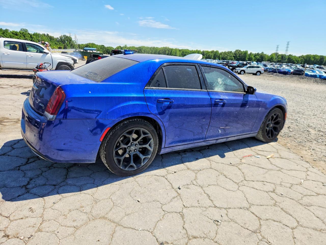 2019 Chrysler 300 S - Фото 3