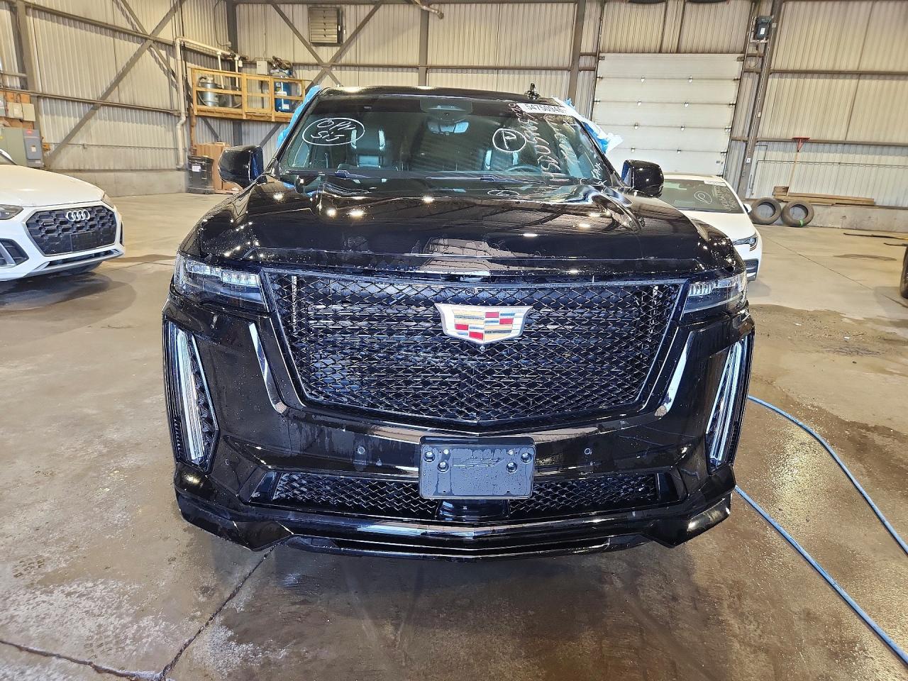 2023 Cadillac Escalade V Sport - Image 5