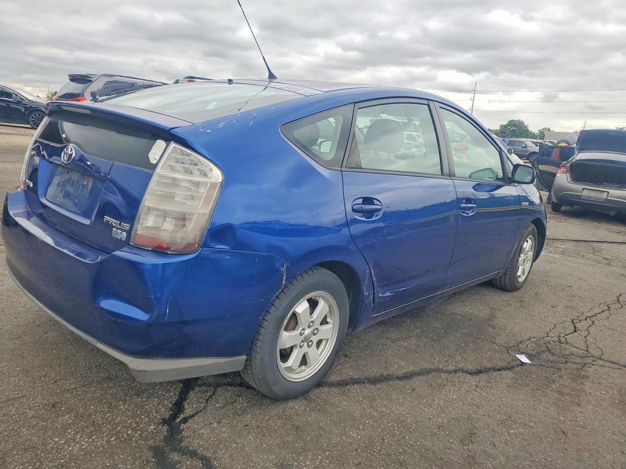 2008 Toyota Prius Base - Фото 3