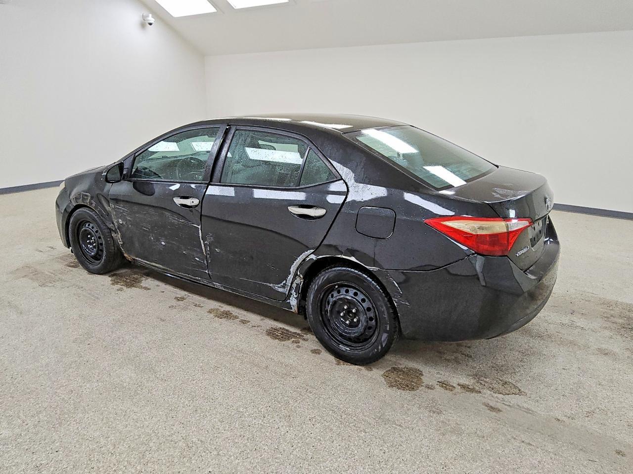2016 Toyota Corolla Le - Image 2