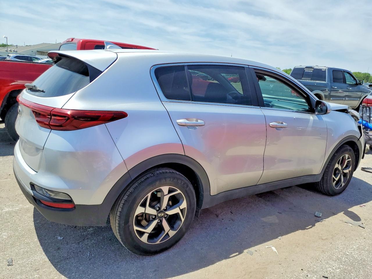 2020 Kia Sportage Lx - Фото 3