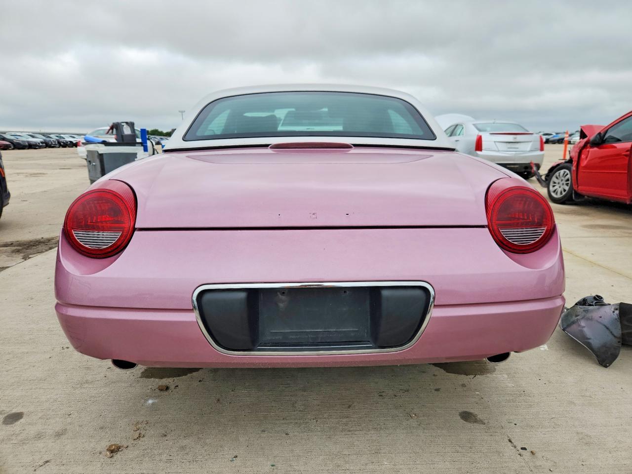 2004 Ford Thunderbird - Image 6