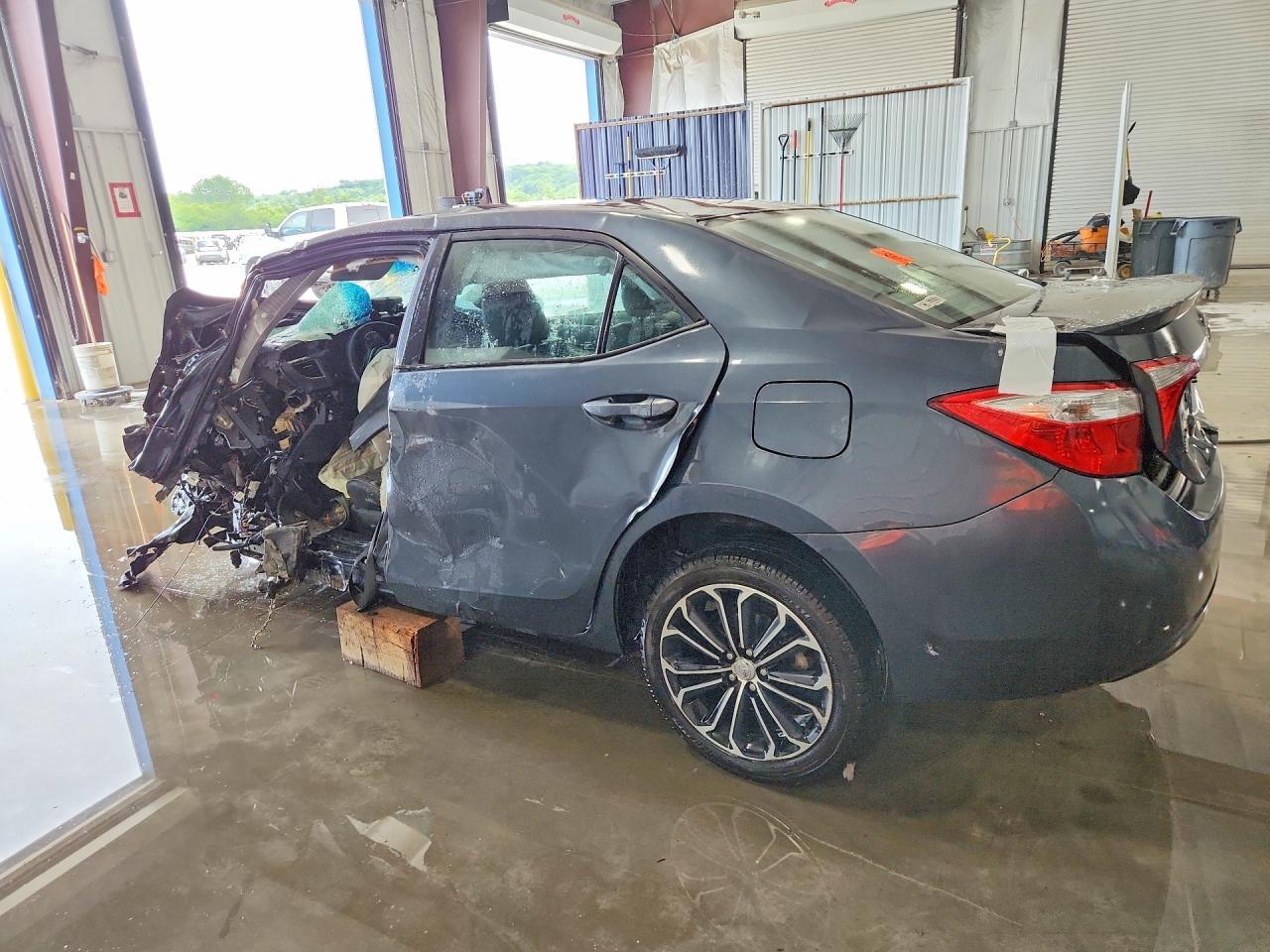 2015 Toyota Corolla S Plus - Фото 2