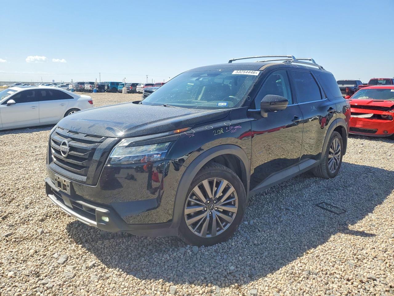2022 Nissan Pathfinder Sl