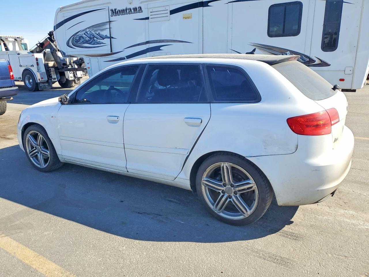 2011 Audi A3 Premium Plus - Фото 2