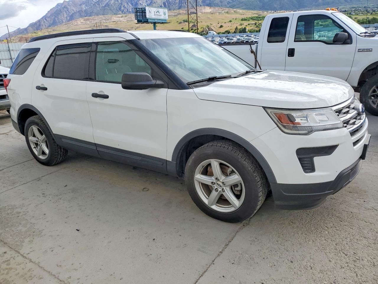 2019 Ford Explorer - Фото 4