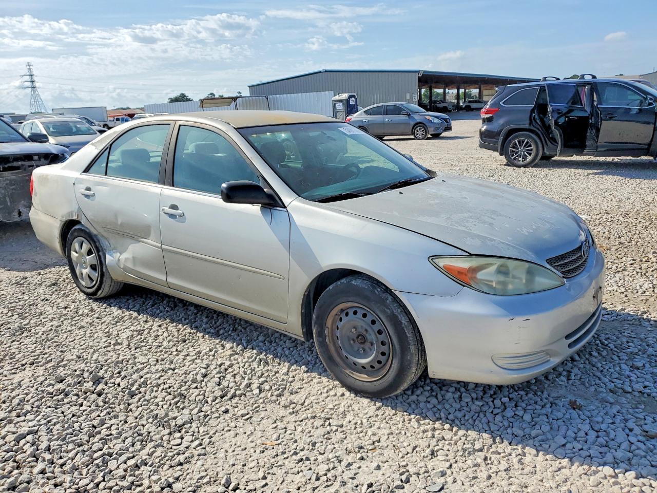 2002 Toyota Camry Le - Фото 4