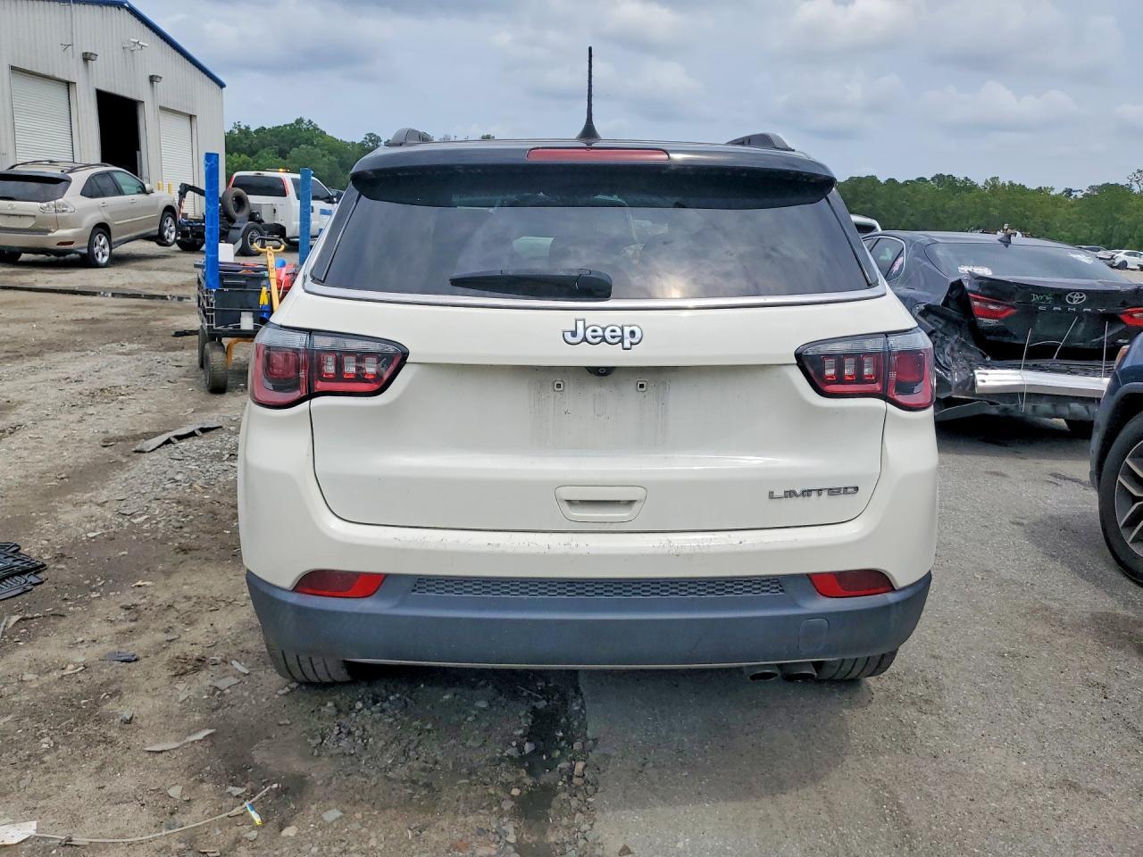 2019 Jeep Compass Limited - Image 6