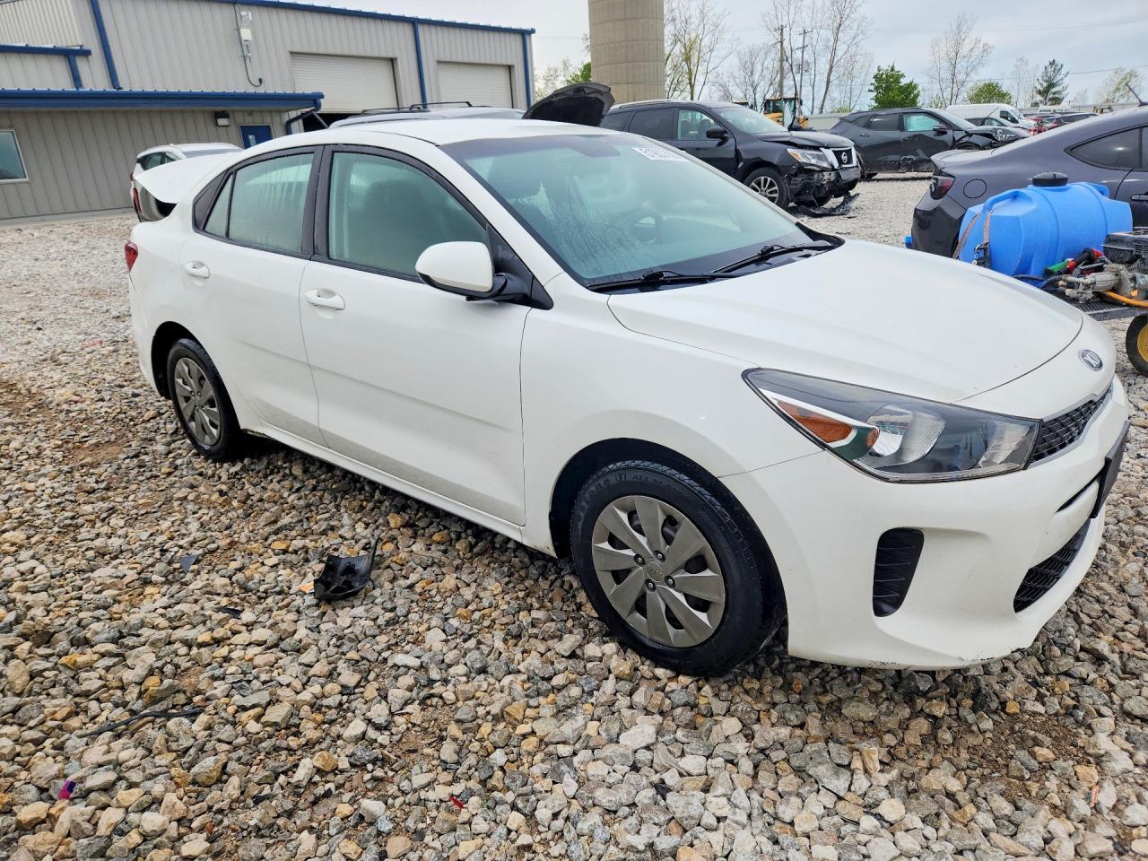 2019 Kia Rio S - Фото 4