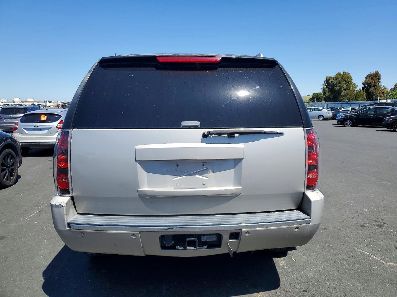 2007 GMC Yukon Denali - Фото 6