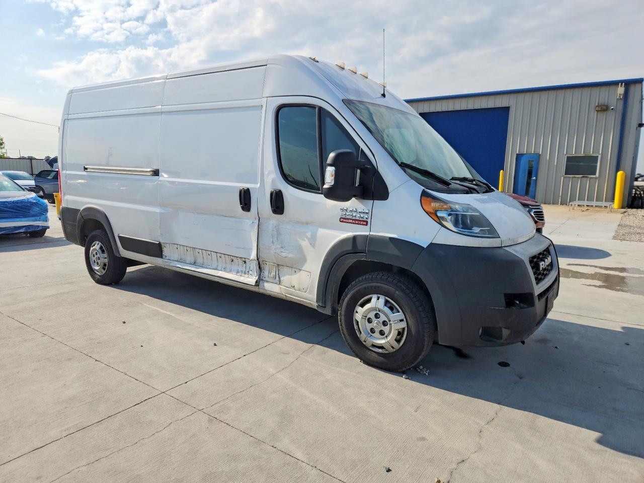 2021 Ram Promaster 2500 Delivery Van - Фото 4